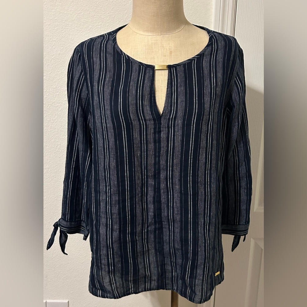Ellen Tracy Stripped Linen Peep Hole Neckline Tie Sleeve Gold Details Top Size L